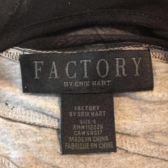 Grey body form dress with mesh cut outs - Picture 5 of 5